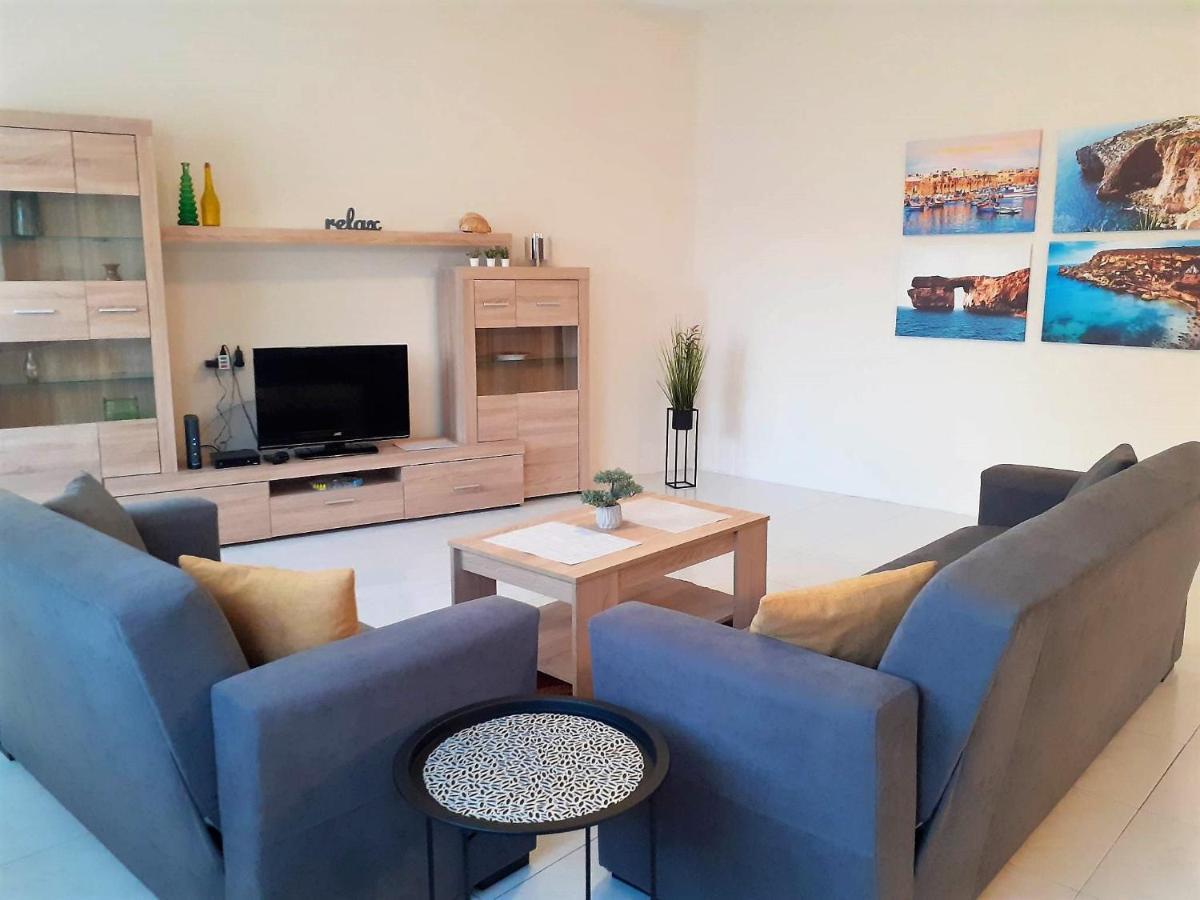 Nr41 Holiday Apartment - Close To Village Centre, Promenade, Shops & Restaurants Marsaxlokk Exterior photo